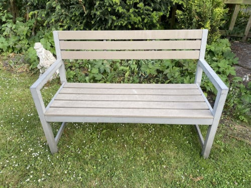 Tuinbankje