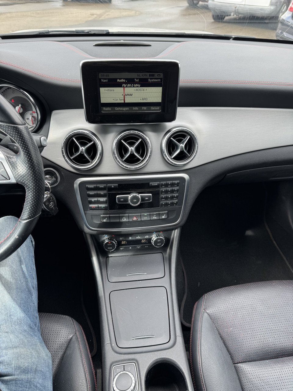 Mercedes CLA 200 Amg Line Benzine AUTOMAAT