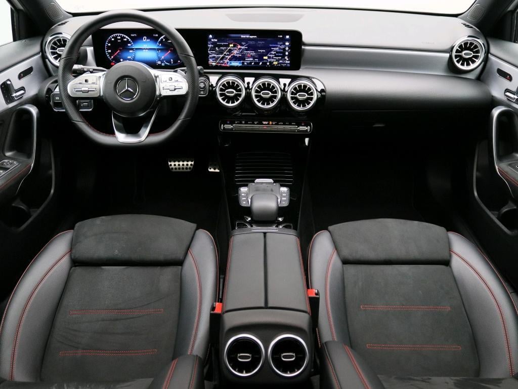 Mercedes-Benz A-Klasse 180 business solution amg amg line | night pakket | 