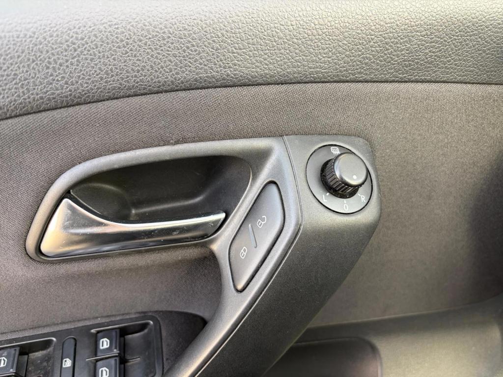 Volkswagen Polo 1.4-16v comfortline/lichtmetaal/carplay/airco/black edition