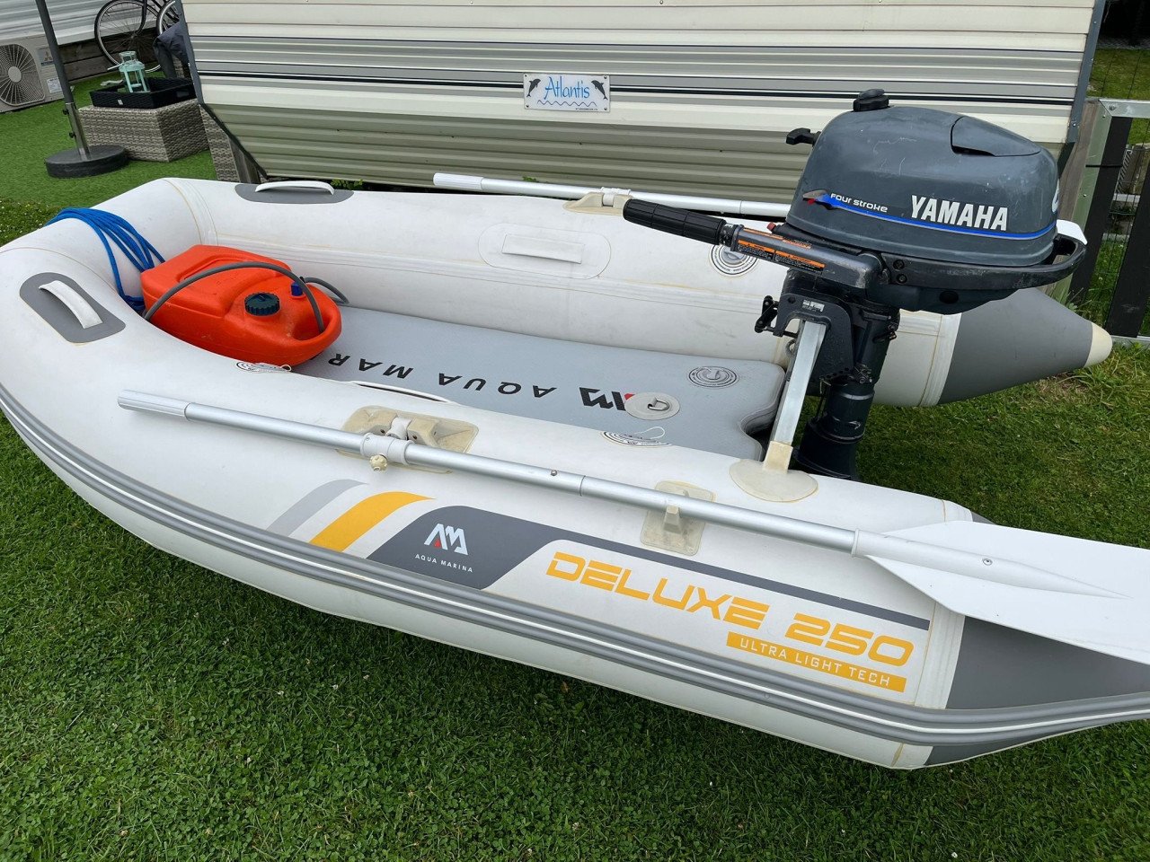 Zodiak Aqua Marina met 4 pk motor en tank