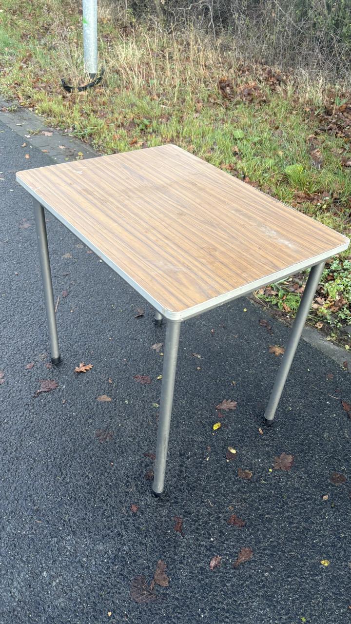 Stevig tafeltje