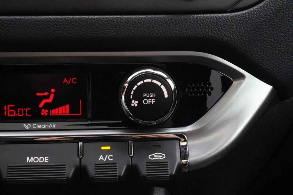 Kia Rio leder interieur / open dak 1.4 cvvt super pack