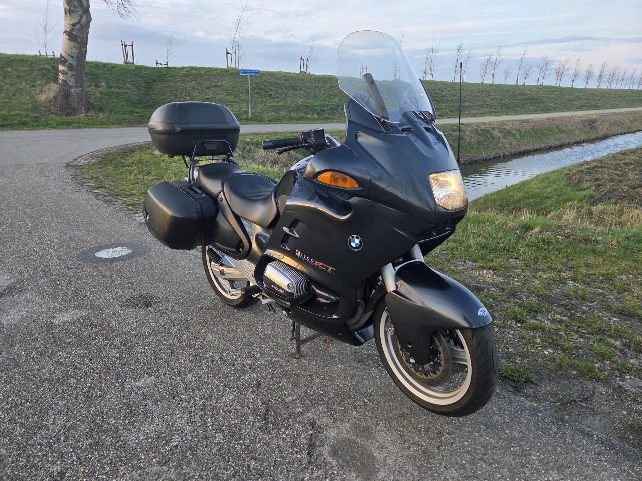 BMW R1100RT ABS met 3-delig kofferset (inruil mogelijk)
