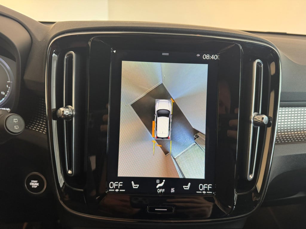 Volvo XC40 1.5 t4 recharge r-design expression