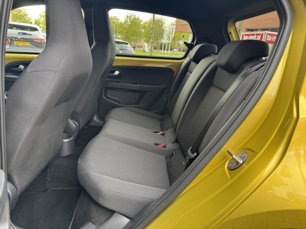 Volkswagen UP! 1.0 united climate control, stoelverwarming!