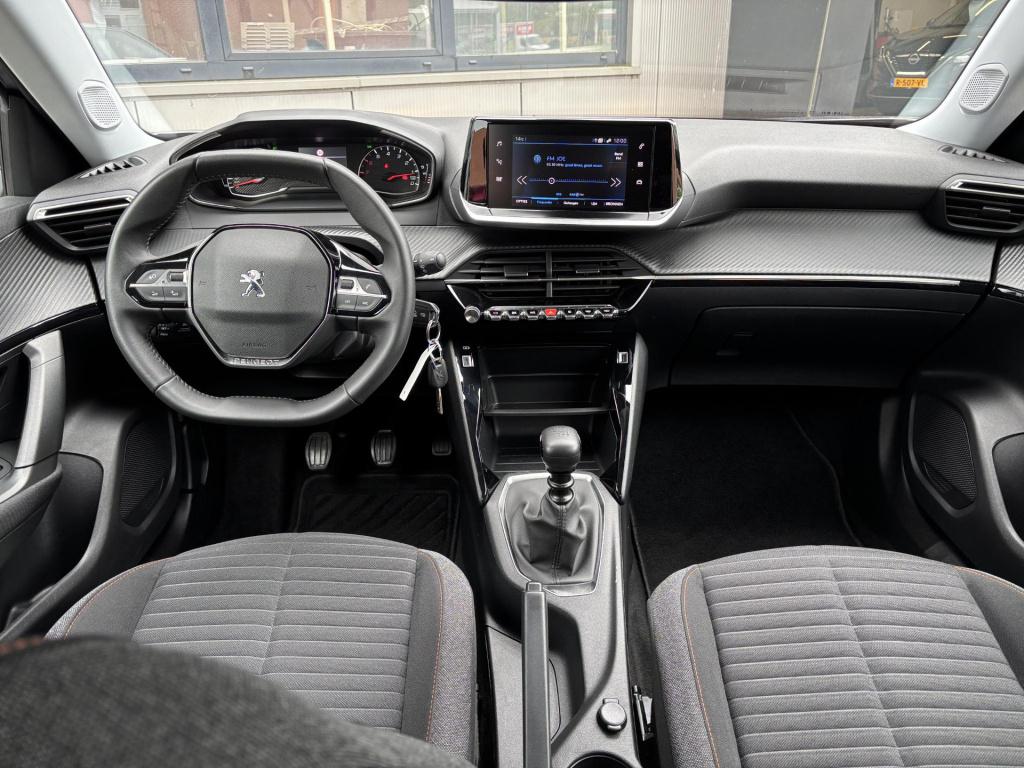 Peugeot 2008 1.2 puretech active