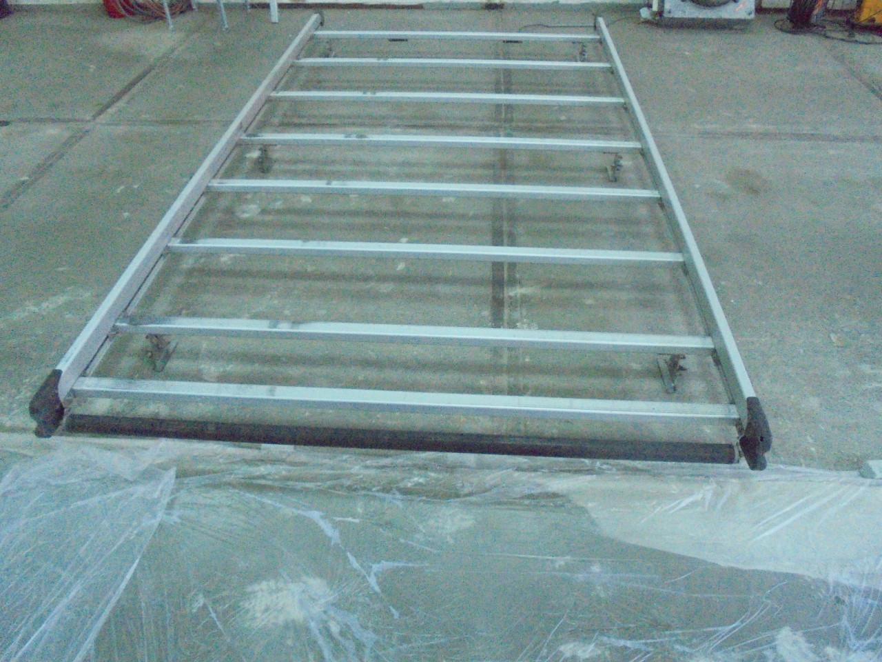 Te koop driestuks aluminium Imperial voor op een Mercedes Vito