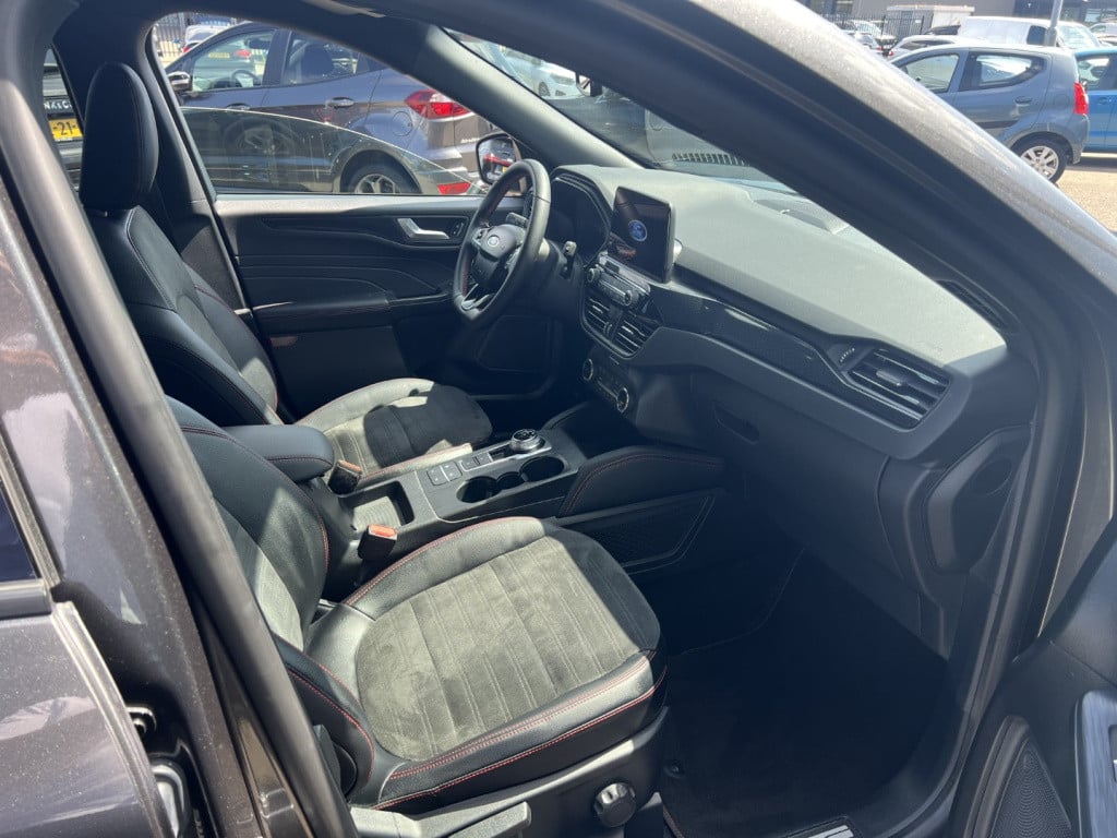Ford Kuga 2.5 phev e-cvt 225pk st-line x , winterpack