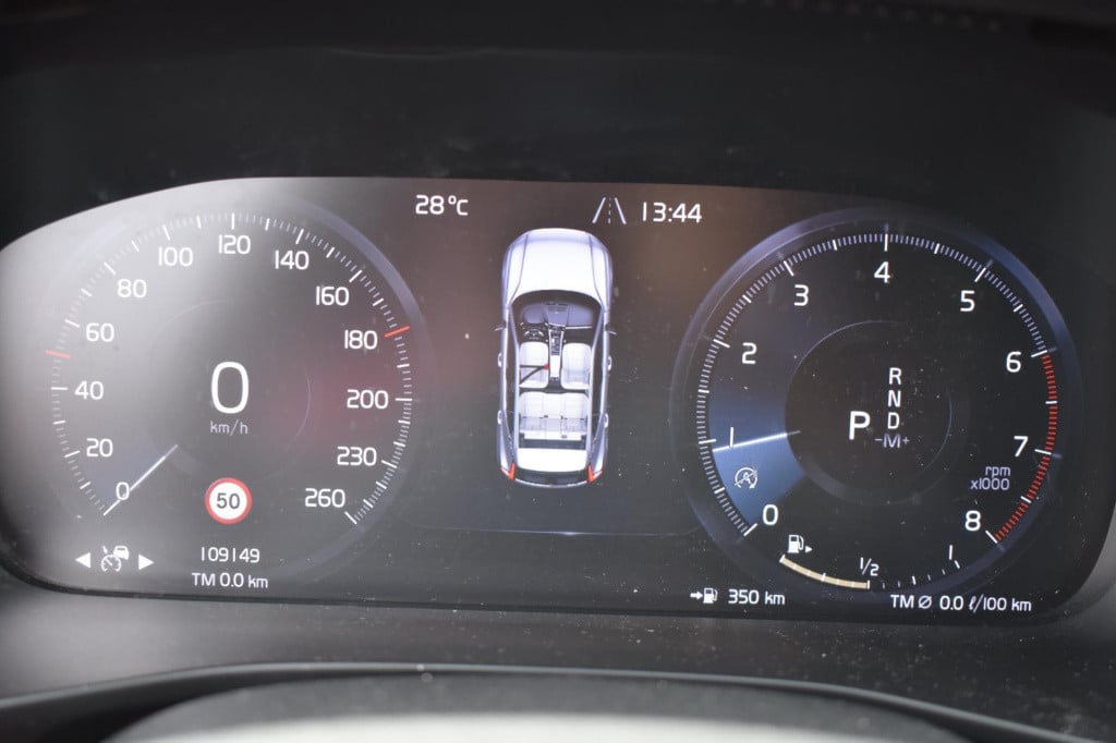 Volvo XC40 1.5 t3 leder | stuur en stoelverwarming | camera | apple carplay
