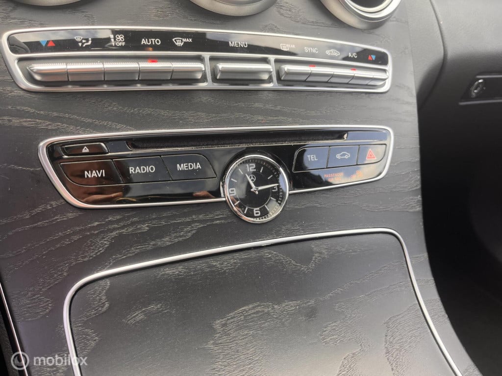 Mercedes-Benz C-Klasse 180 amg luchtvering burmester panodak leer camera