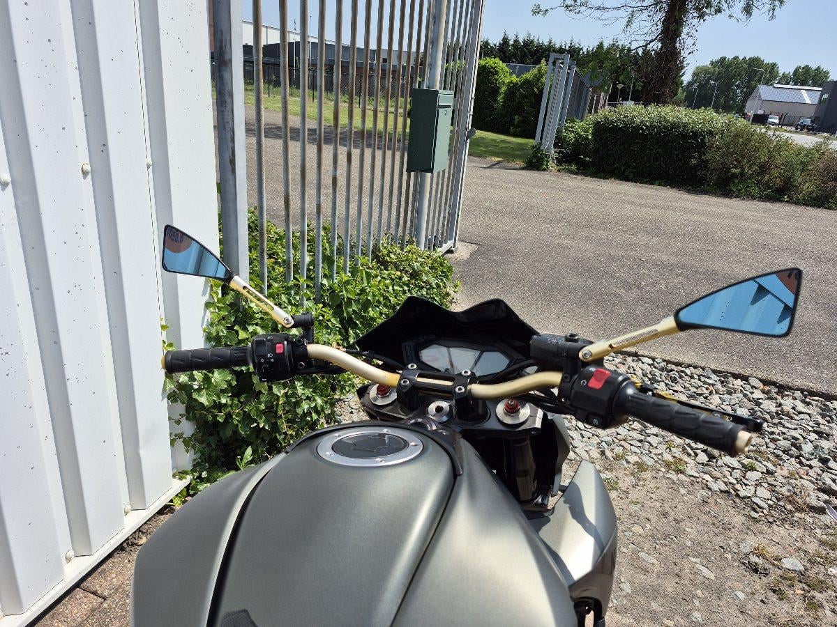 Kawasaki Z800 Akra, stoere naked bike