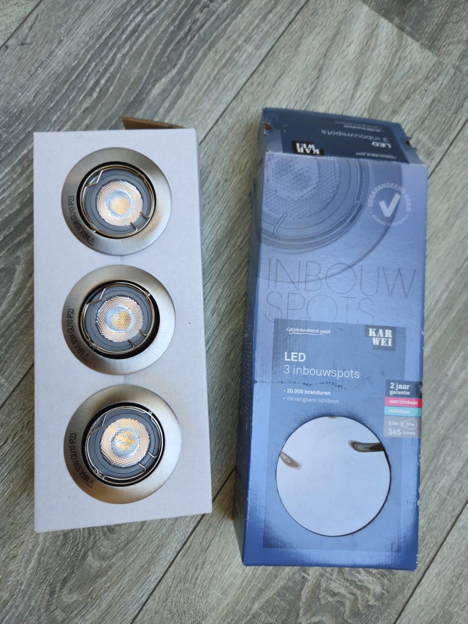 3 inbouw spots  Nieuw.