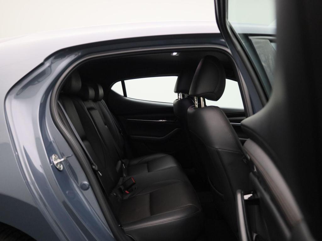 Mazda 3 2.0 e-skyactiv-g m hybrid 122 luxury | automaat | bose | apple carp