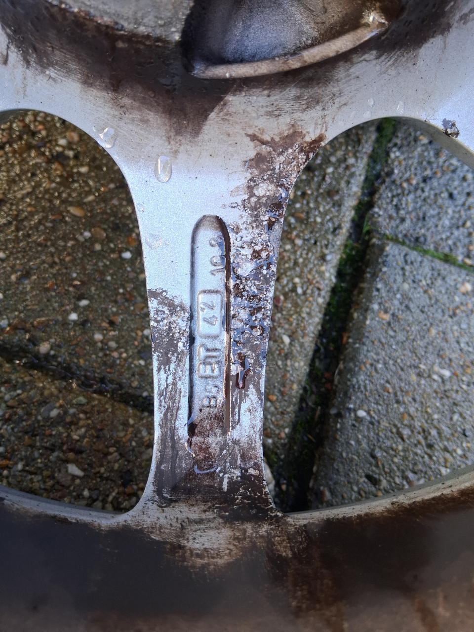 4 lm velgen met winterbanden