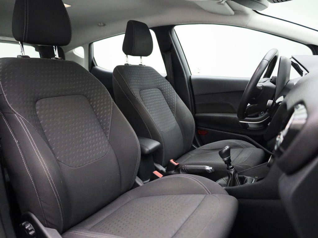 Ford Fiesta 1.0 ecoboost titanium x | lmv | parkeer sensoren | navigatie | 