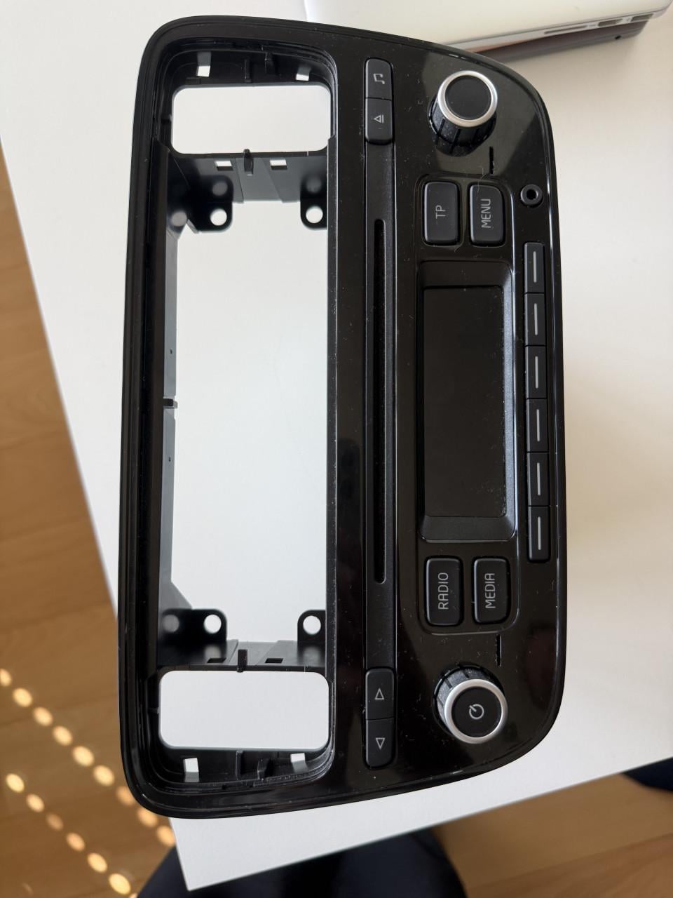 Radio VW UP RCD 215