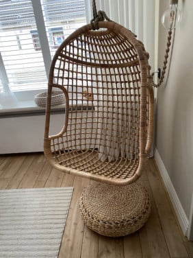Rotan hangstoel