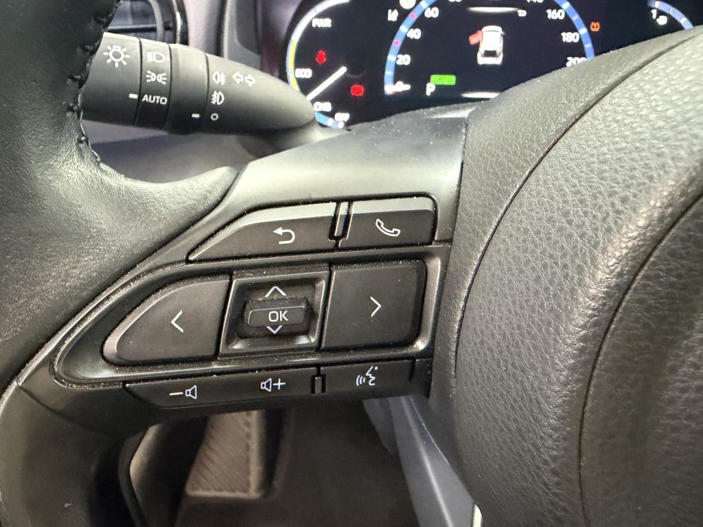Toyota Yaris Cross 1.5 hybrid executive aut. | half-lederen bekleding | nav