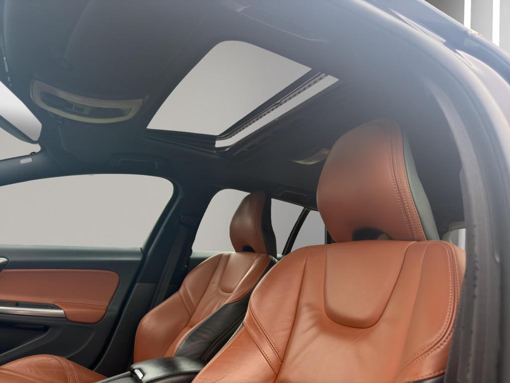 Volvo V60 2.4 d6 awd plug-in hybrid summum leer dakraam
