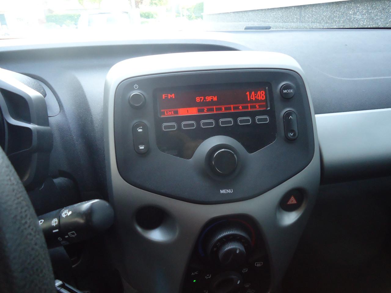 PEUGEOT 108 1.0 5DRS ACTIVE LAGE KILOMETERSTAND