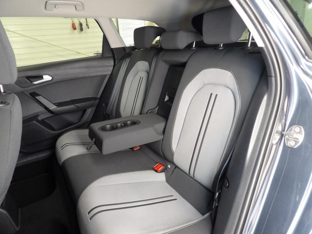 Seat Leon sportstourer 1.5 etsi 150pk dsg-7 style
