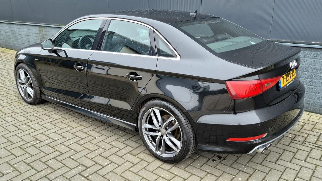Audi A3 limousine 1.4 tfsi ambition pro line s | automaat | leder | s-line 