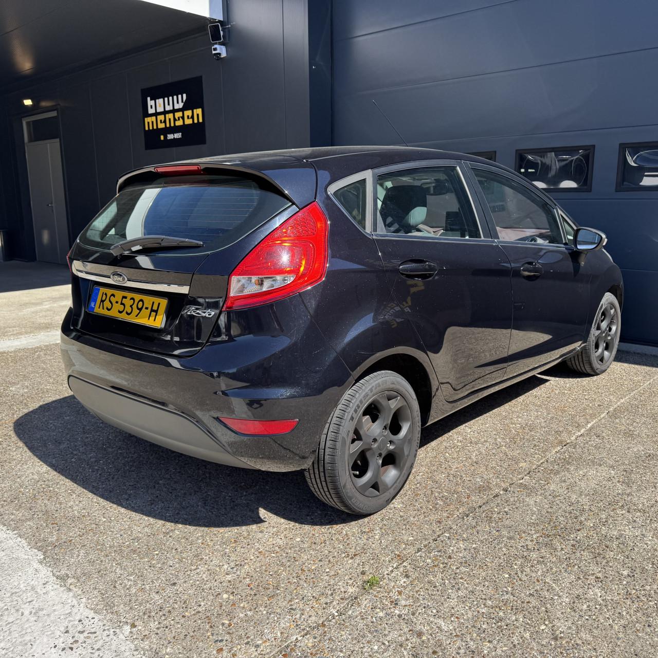Ford Fiesta 1.25 44KW Titanium 5DRS 2009  Zwart Airco Apk Nap