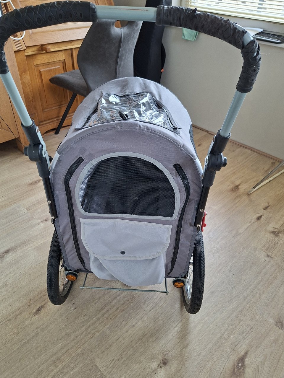 Hondenfietkar