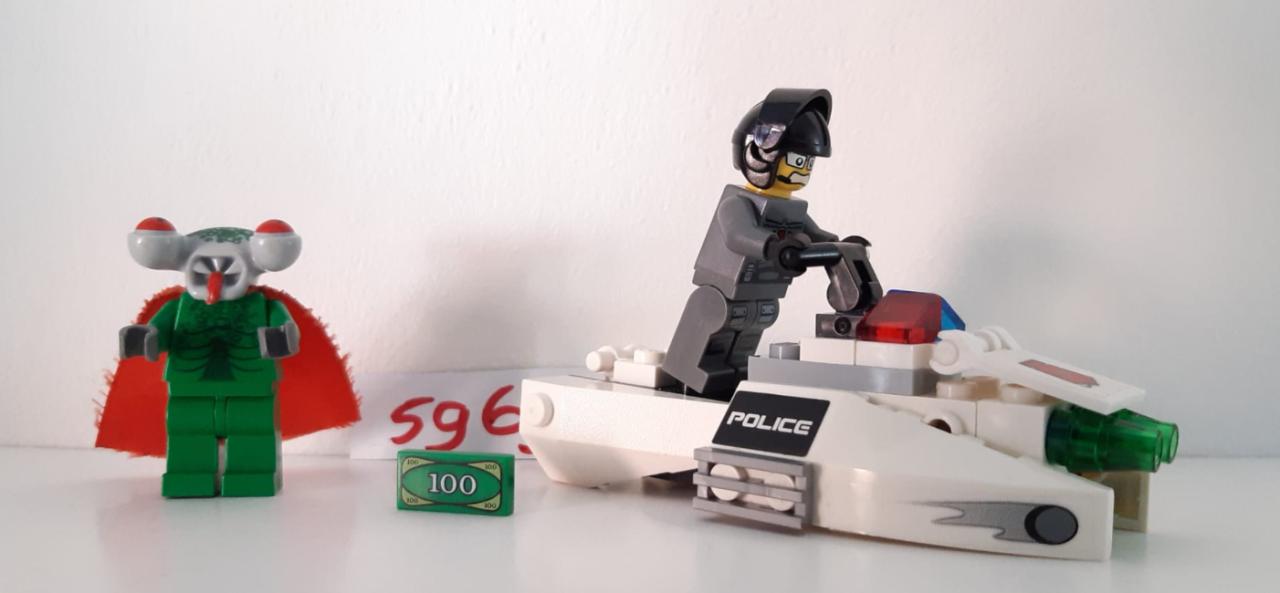 LEGO Space Police 5969: De ontsnapping van Squidman