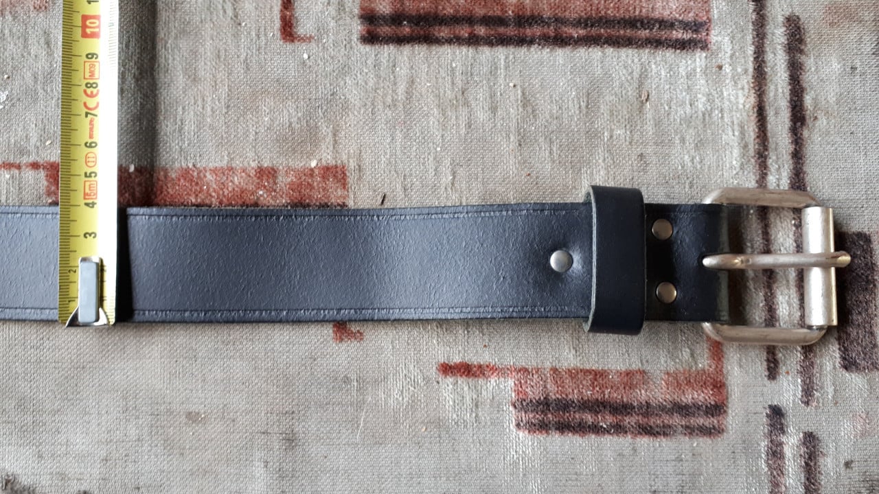 Nieuw lederen riem L=95 cm.