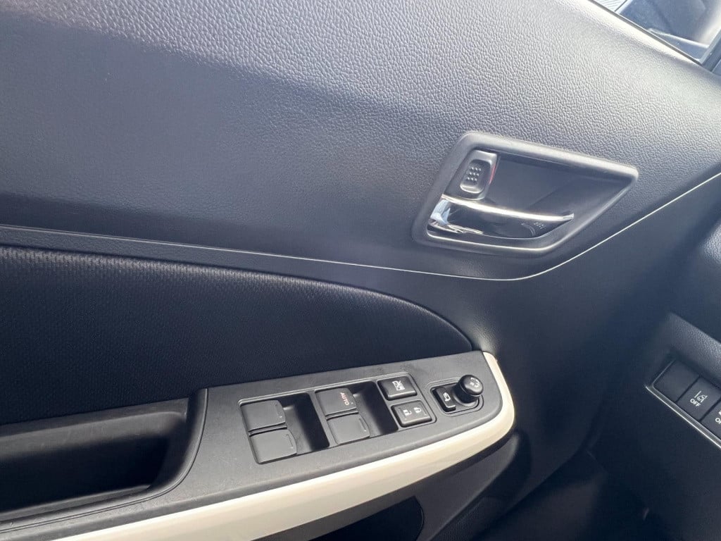 Suzuki Swift 1.0 stijl smart hybrid, camera, carplay enz...