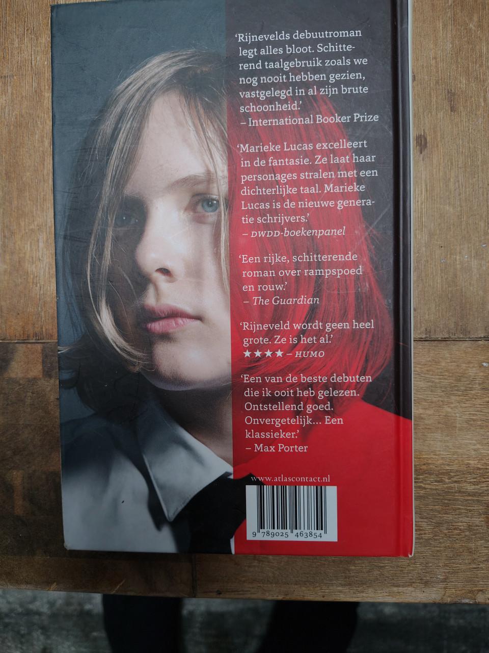 De avond is ongemak.