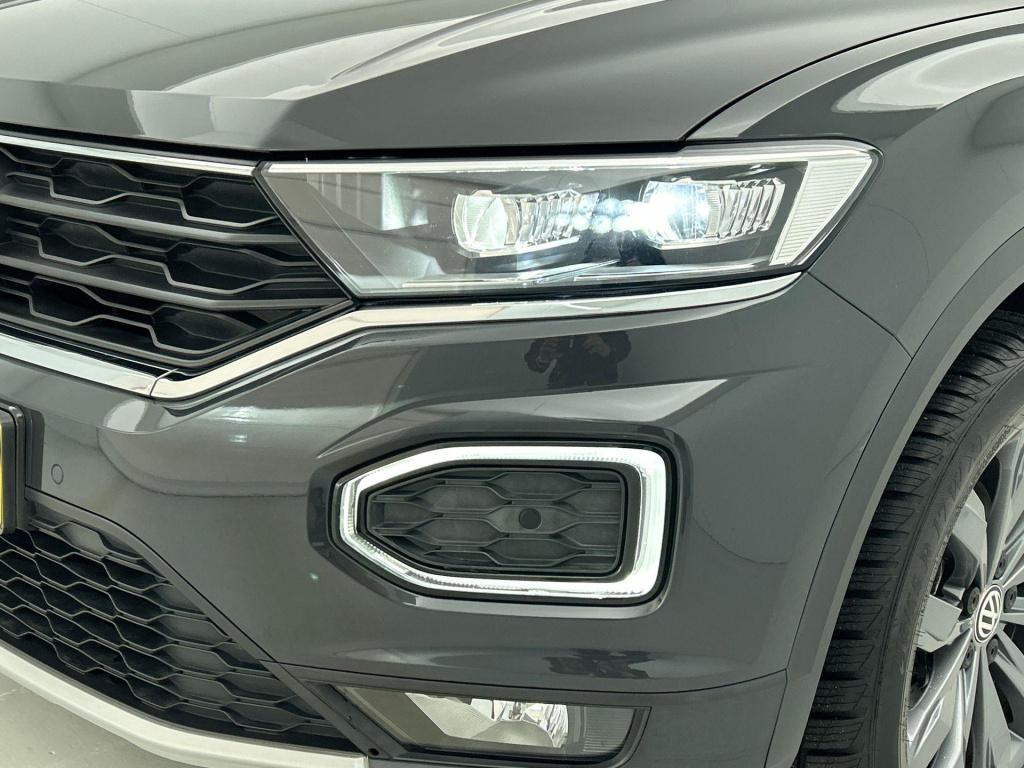 Volkswagen T-roc 1.0 tsi style | lmv | panorama dak | navigatie | parkeer s