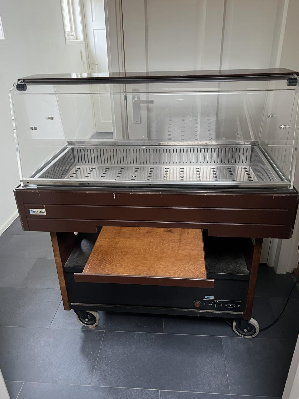 Te koop vintage koelvitrine