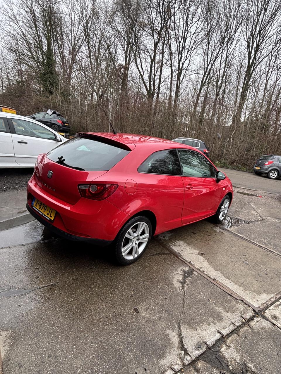 Seat Ibiza met een jaar apk!