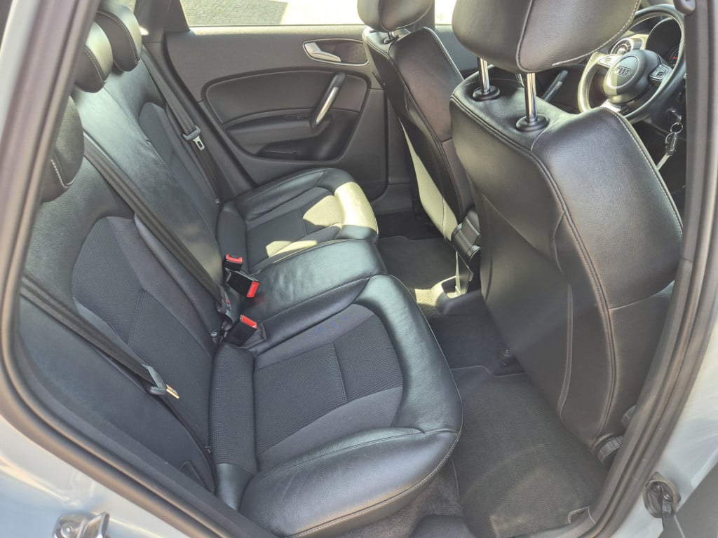 Audi A1 Sportback 1.0 tfsi 70kw/95pk advance sport s-line