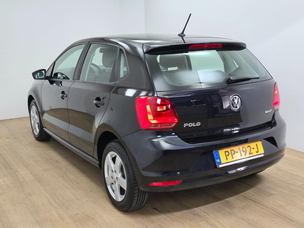 Volkswagen Polo occasion 1.0 business r met sportvelgen en bluetooth connec