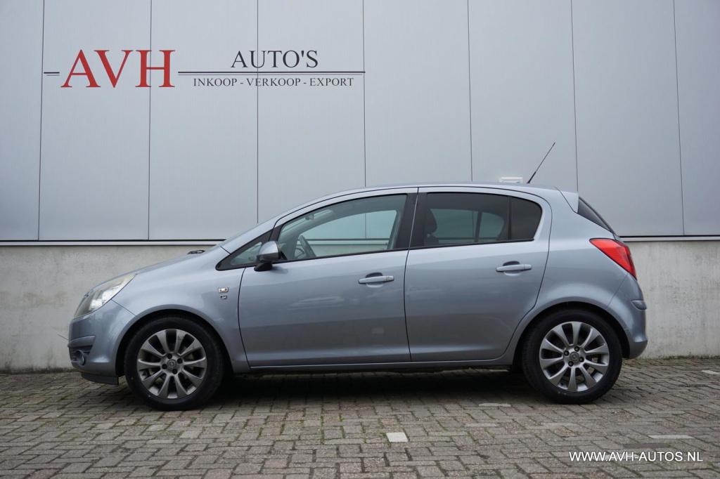 Opel Corsa 1.2-16v '111' edition