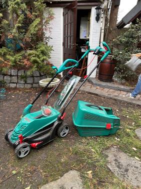 Grasmaaier Bosch, mag weg voor ieder aannemelijk bod!