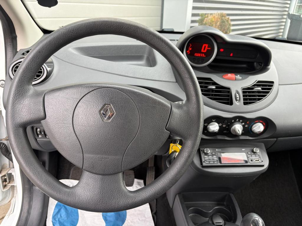 Renault Twingo 1.2 16v parisienne/150.000 nap/airco/zwart dak/