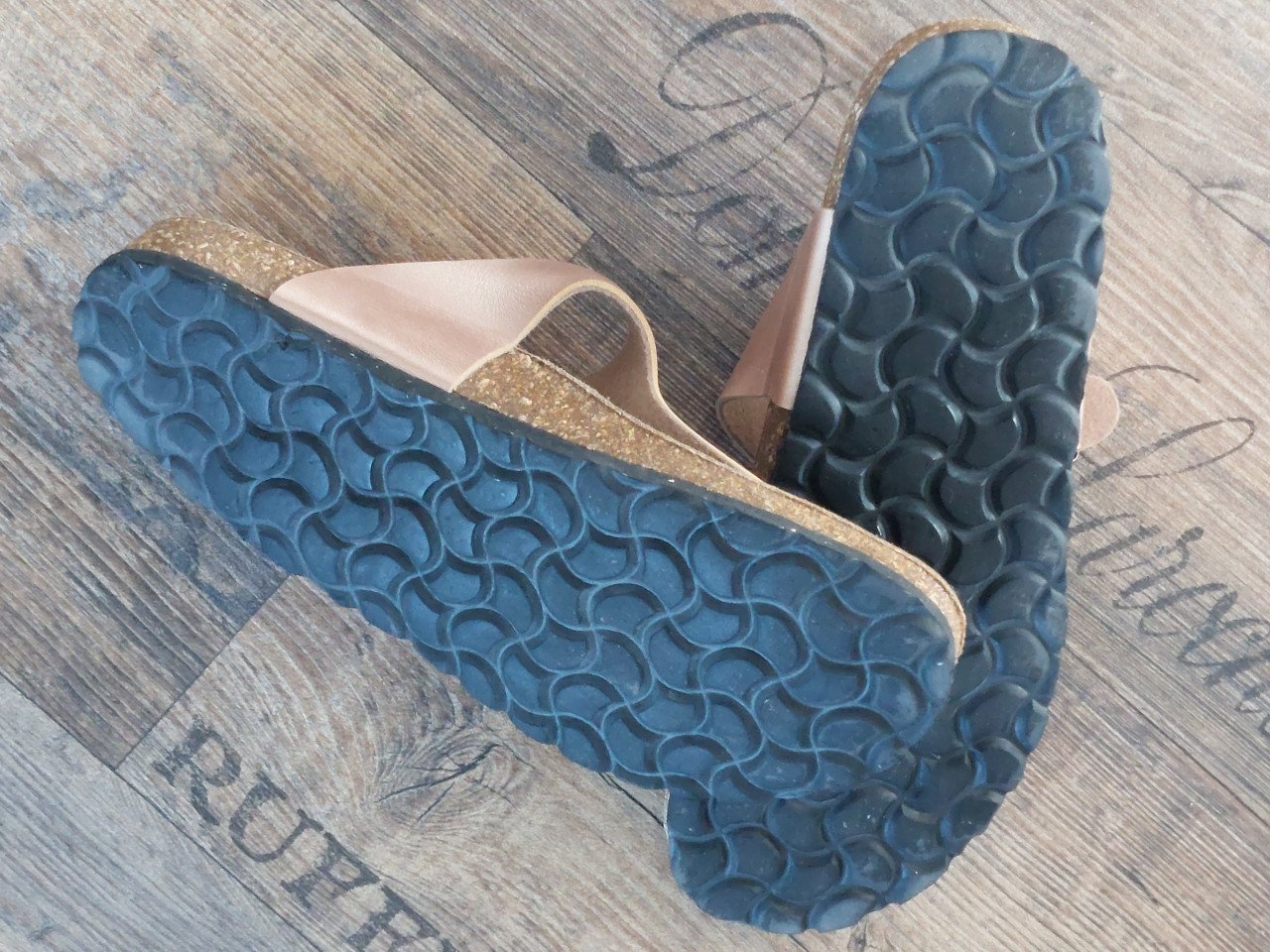 Nieuwe rosé damesteenslippers mt 38 CMP