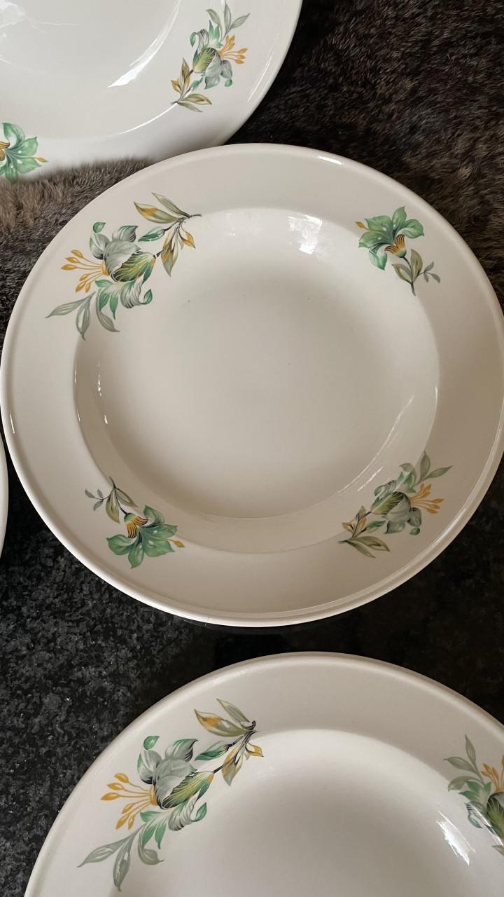 Petrus Regout diepe borden (6)