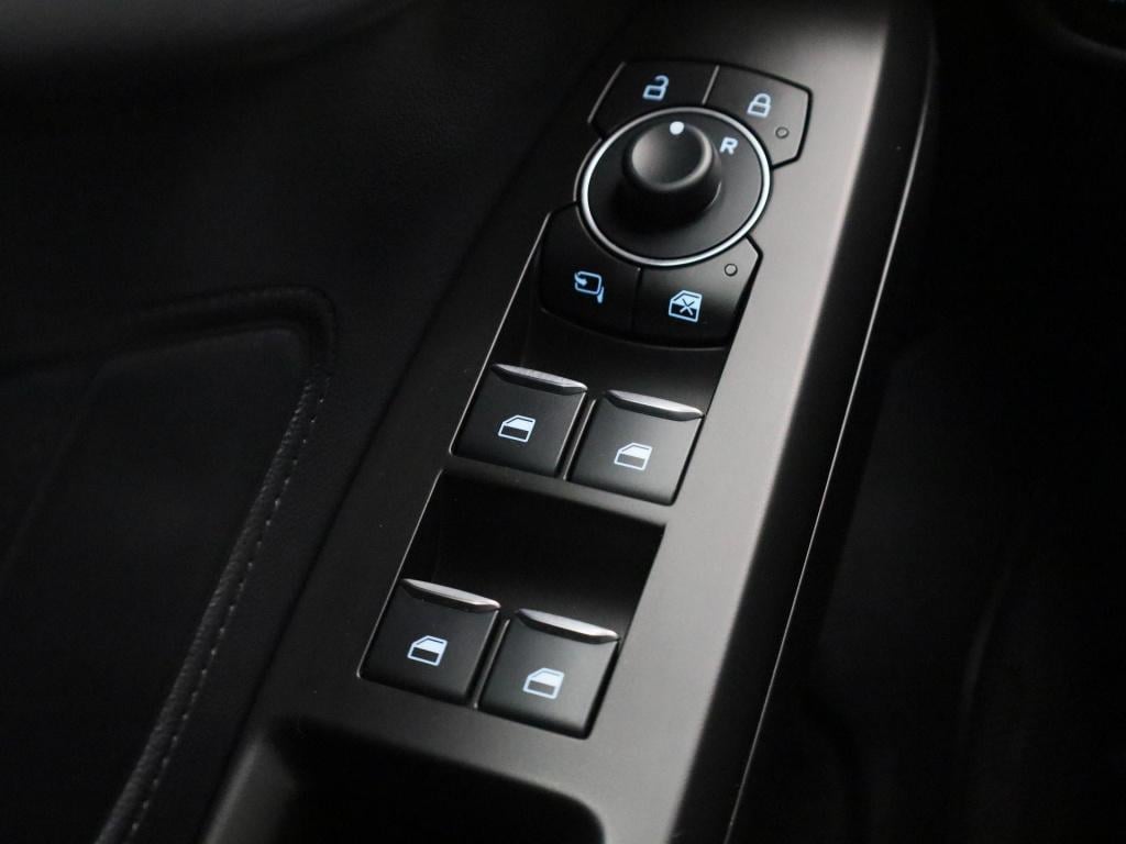 Ford Focus wagon 1.0 ecoboost hybrid titanium | climate control | cruise co