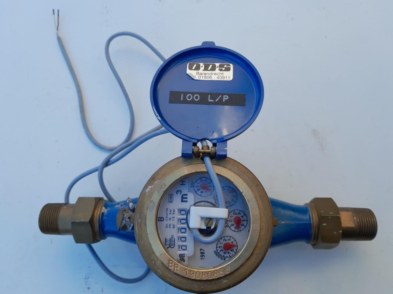 Watermeter messing. Nieuw!  Capaciteit 2,5M3/uur. Met koppelingen 1”