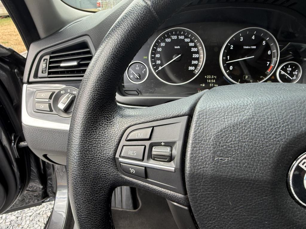 BMW 5 Serie 528i 6-cilinder executive sedan