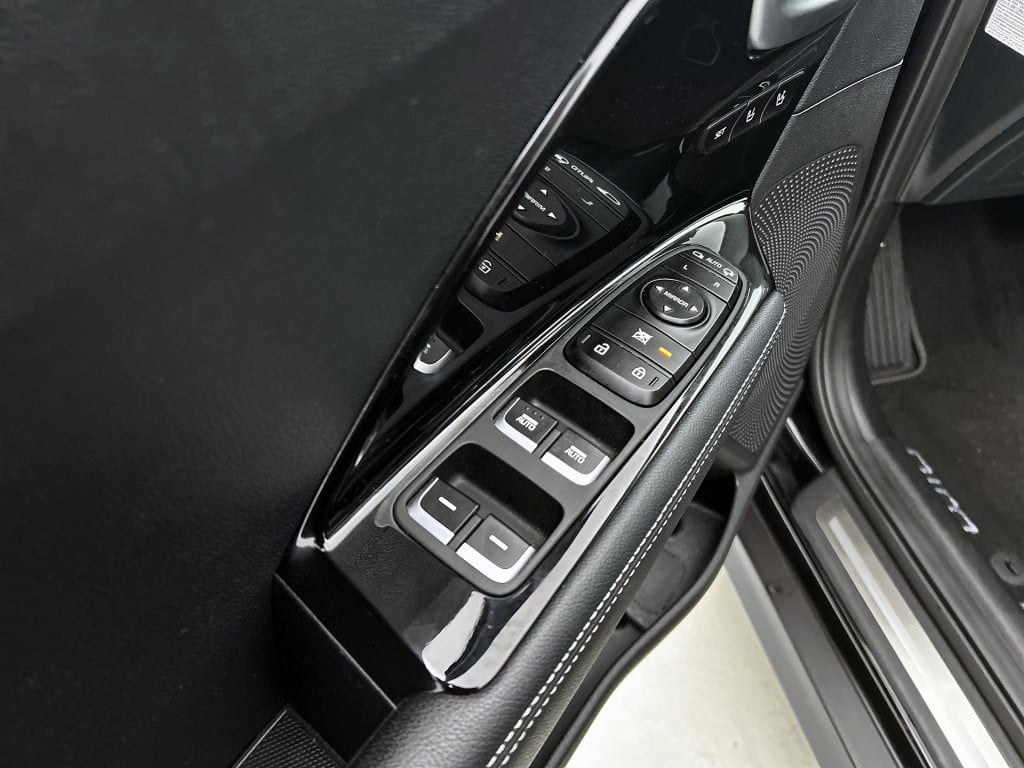 Kia E-niro dynamicplusline 64 kwh |schuif/kanteldak | 3-fase | stoelkoeling