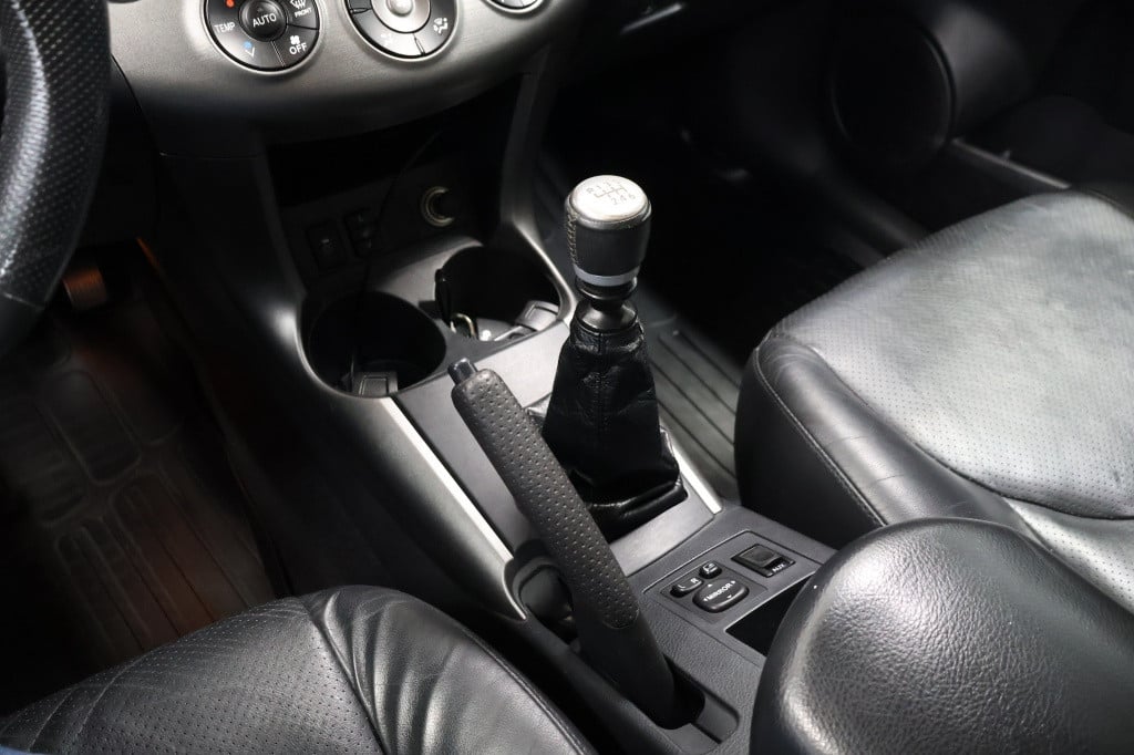 Toyota Rav4 2.0 vvti executive business