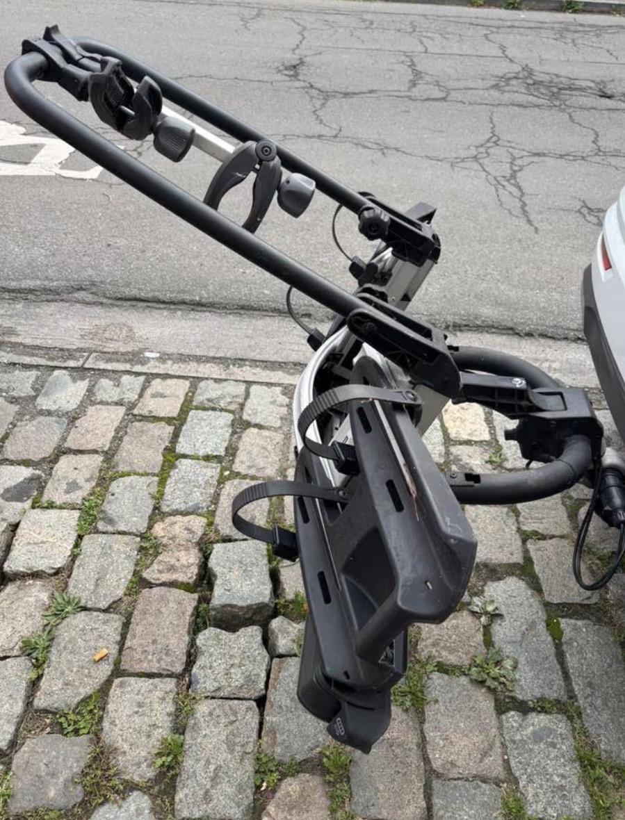 Thule kantelbare fietsendrager voor 2 E bikes
