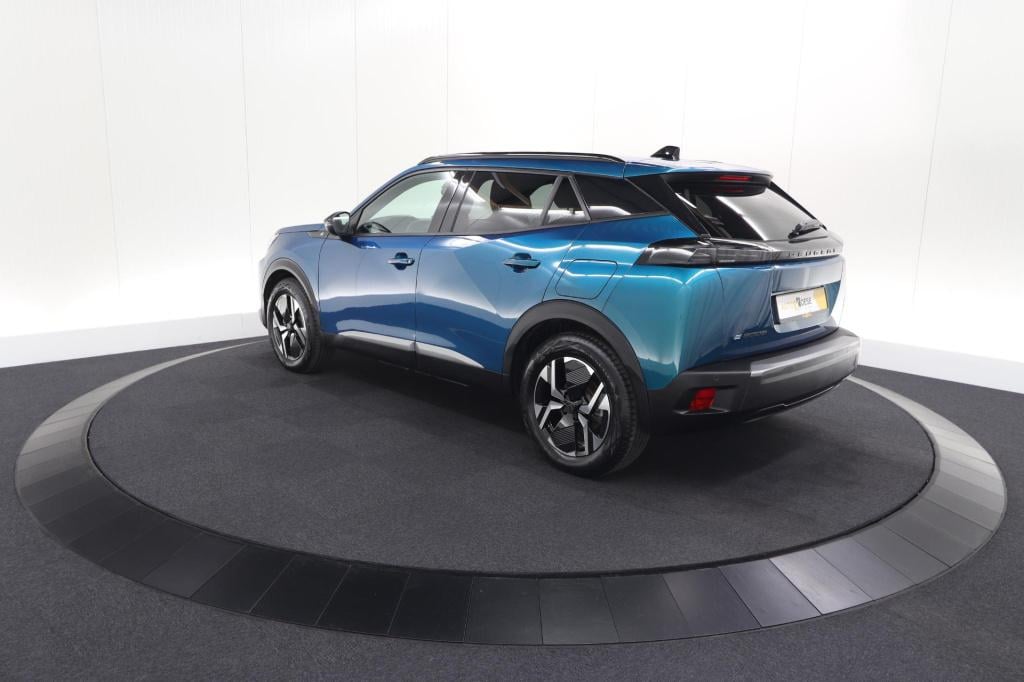 Peugeot E-2008 ev allure avantage 54 kwh | 98% soh | 11 kw lader | apple ca